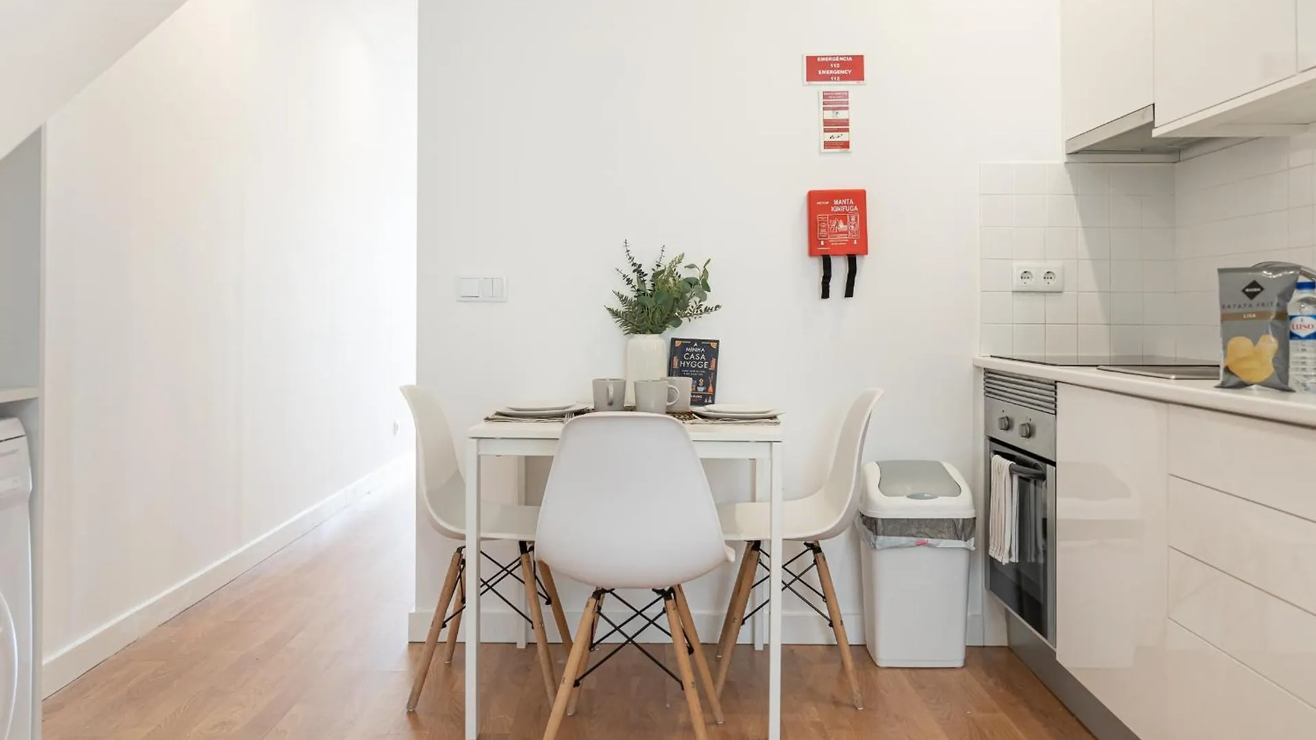 ליסבון By The Palace - Ajuda Apartments 0*,
