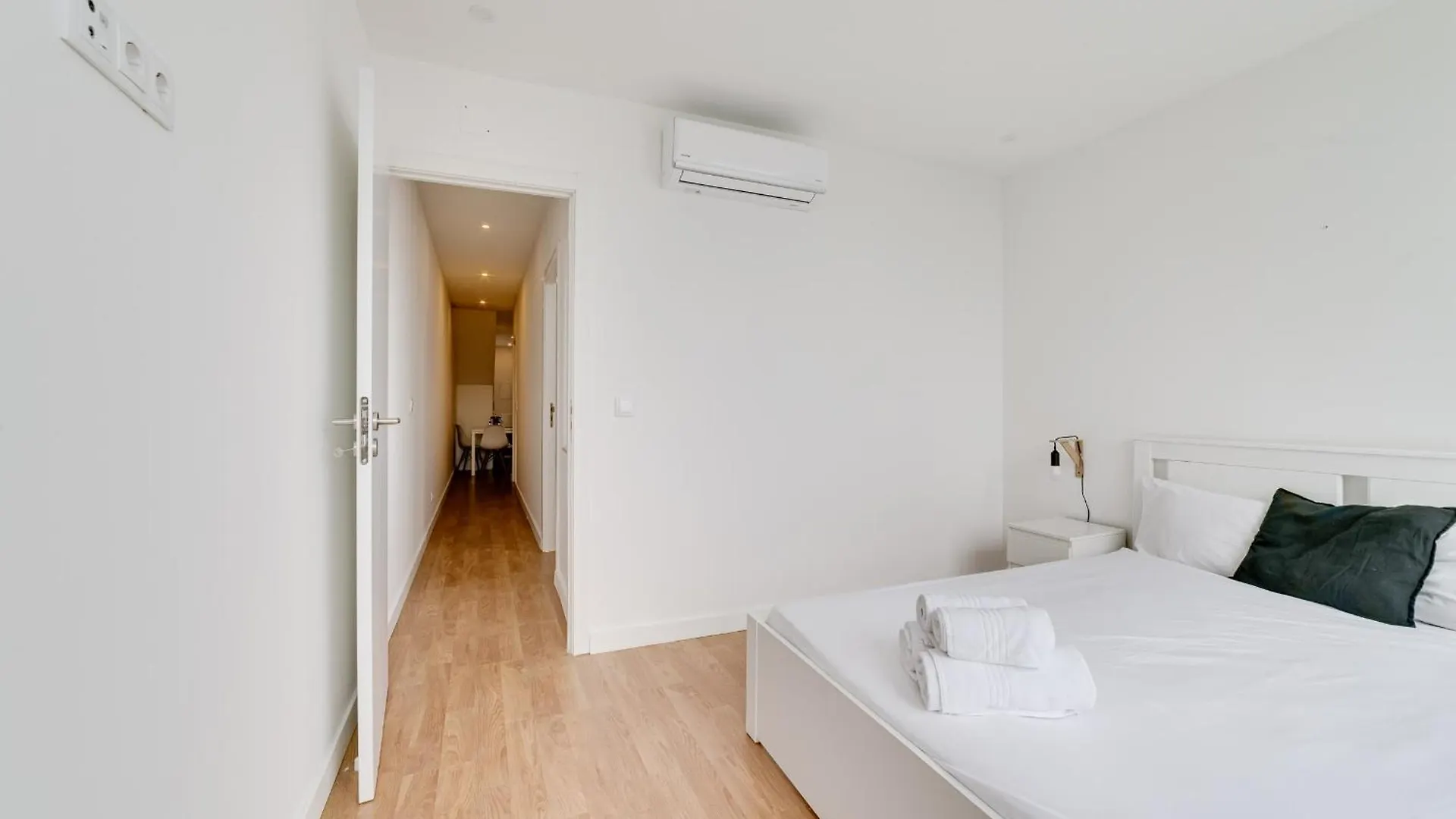 ליסבון By The Palace - Ajuda Apartments פורטוגל