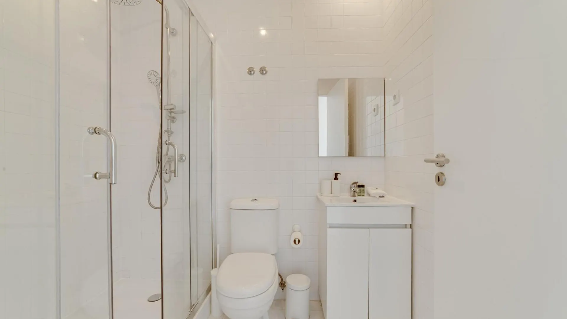 ליסבון By The Palace - Ajuda Apartments