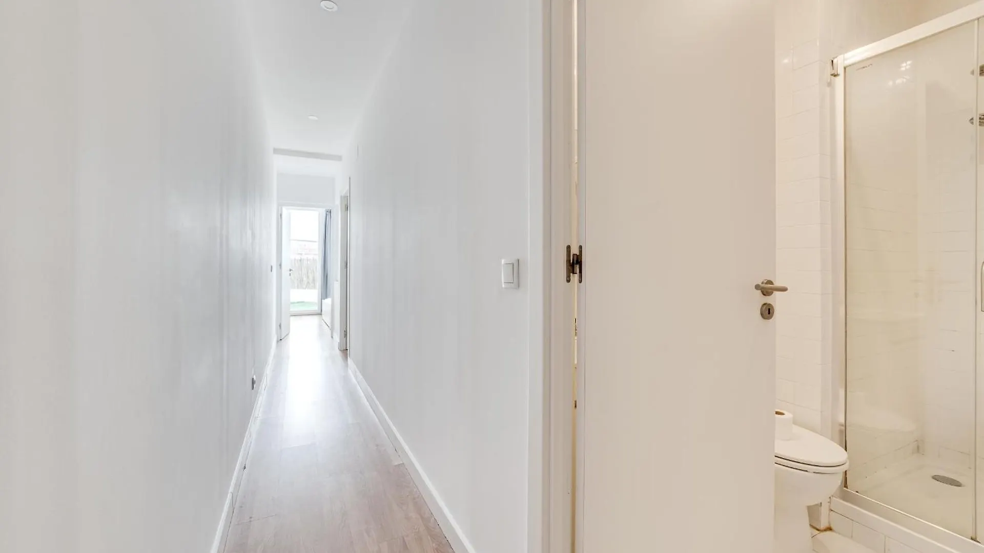 ליסבון By The Palace - Ajuda Apartments 0*,  פורטוגל