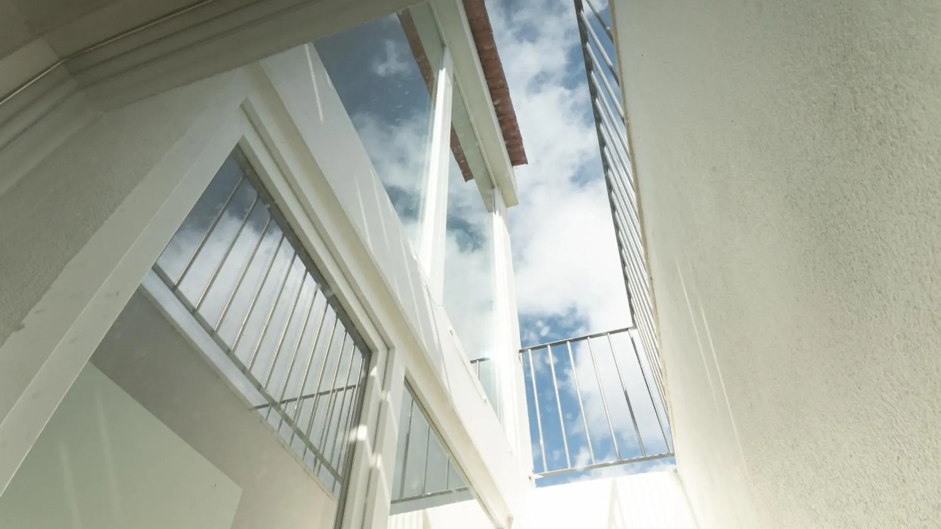 By The Palace - Ajuda Apartments Lisbon